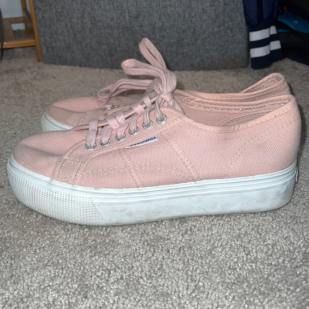 Pink Supergas